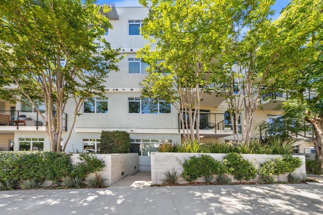 Fairfax District Chic City Oasis 2 Bedroom Apt With Den 136 Los Angeles Extérieur photo