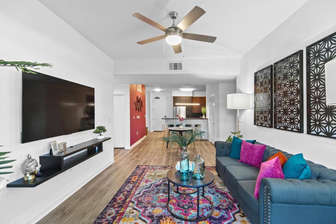 Fairfax District Chic City Oasis 2 Bedroom Apt With Den 136 Los Angeles Extérieur photo
