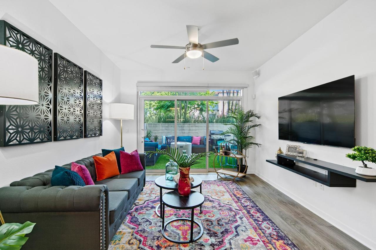 Fairfax District Chic City Oasis 2 Bedroom Apt With Den 136 Los Angeles Extérieur photo