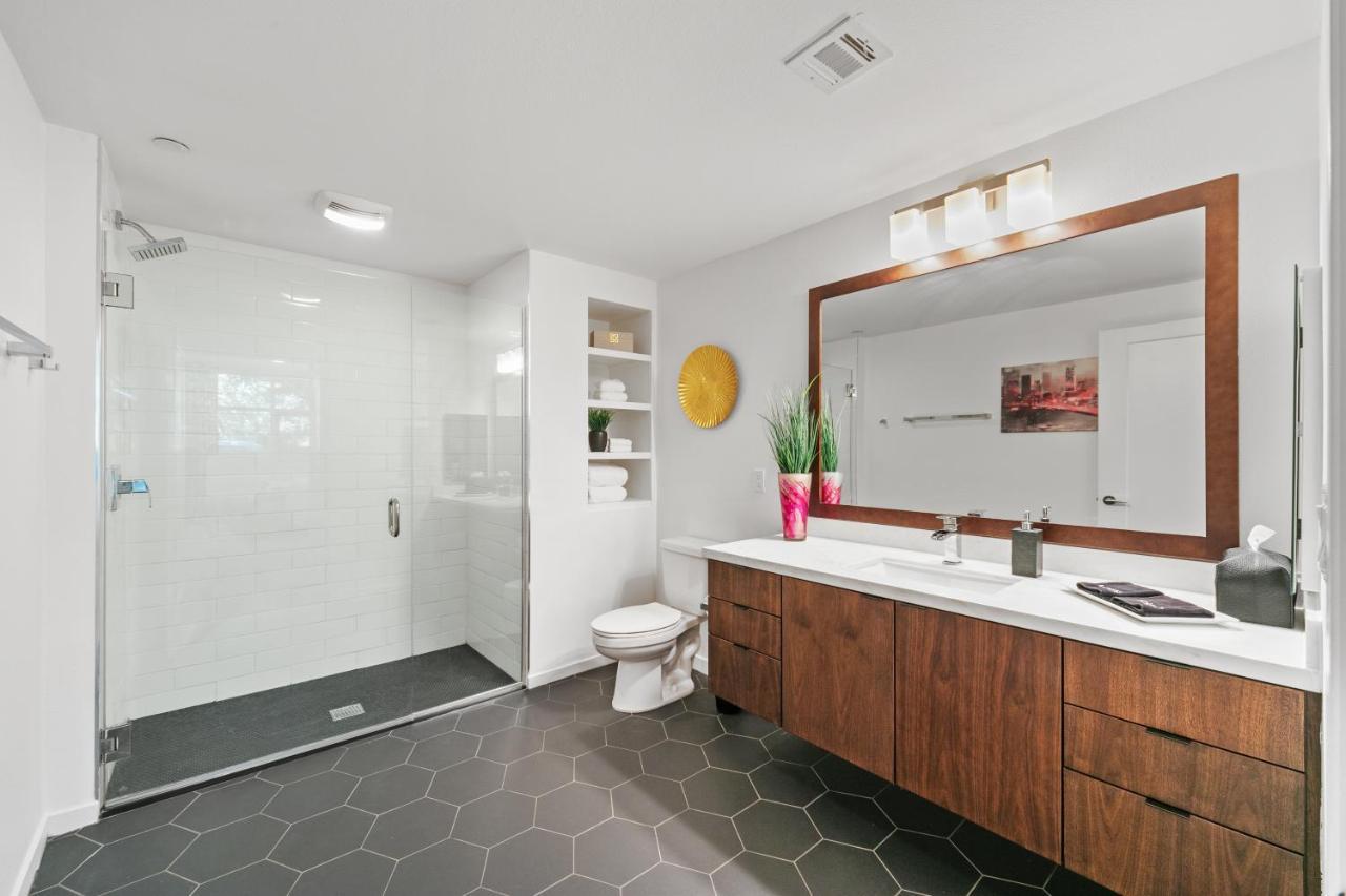 Fairfax District Chic City Oasis 2 Bedroom Apt With Den 136 Los Angeles Extérieur photo