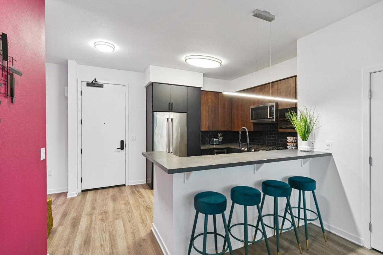 Fairfax District Chic City Oasis 2 Bedroom Apt With Den 136 Los Angeles Extérieur photo