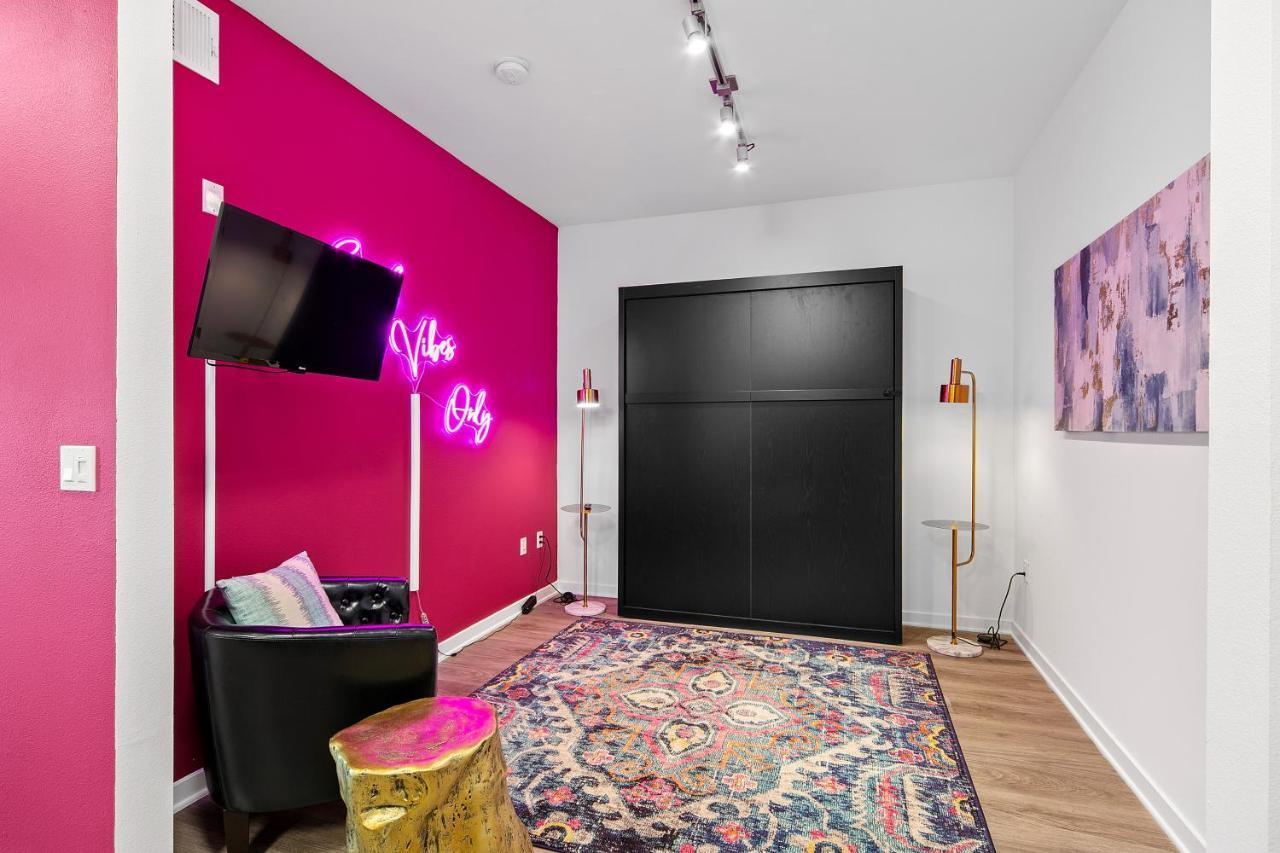 Fairfax District Chic City Oasis 2 Bedroom Apt With Den 136 Los Angeles Extérieur photo