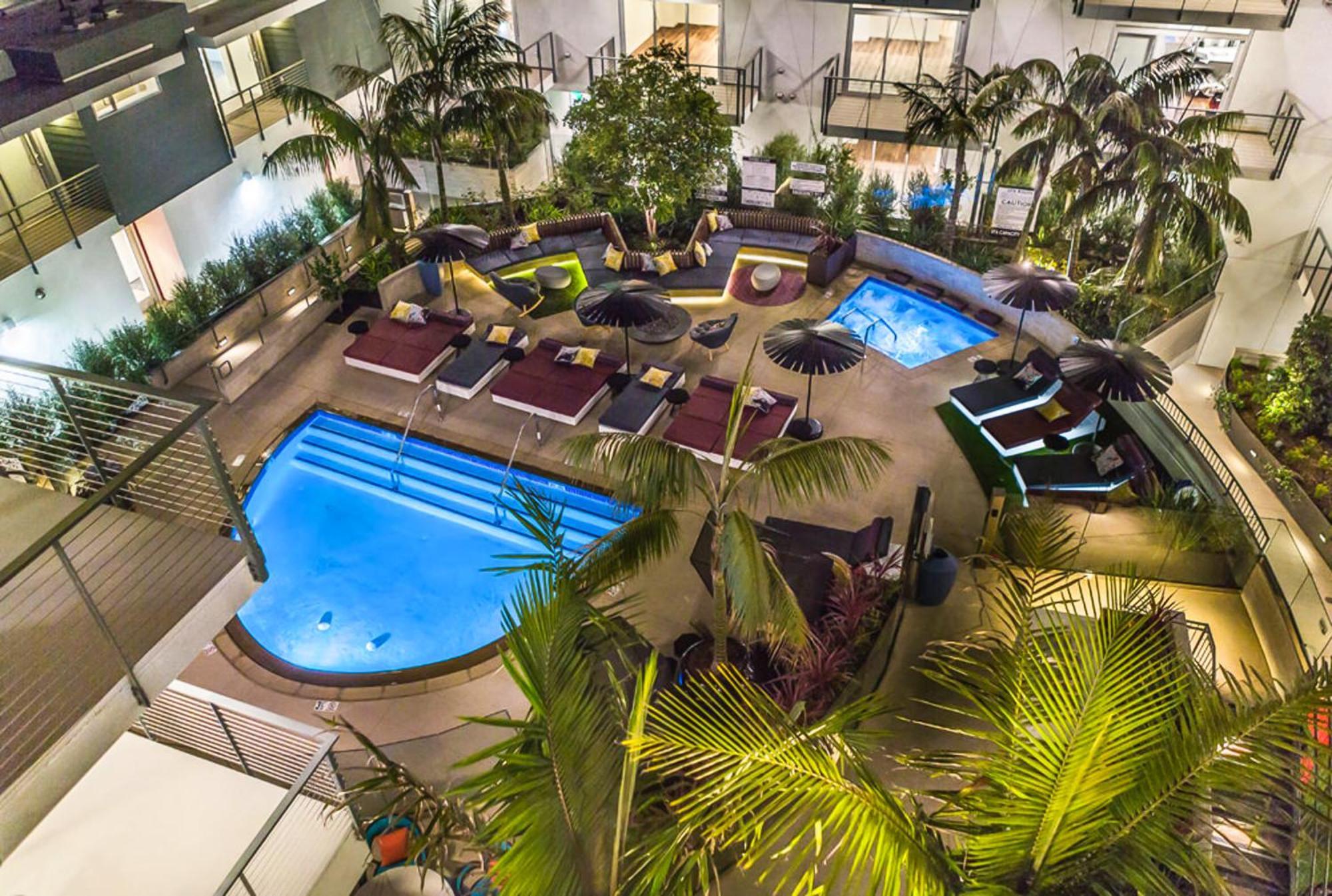 Fairfax District Chic City Oasis 2 Bedroom Apt With Den 136 Los Angeles Extérieur photo